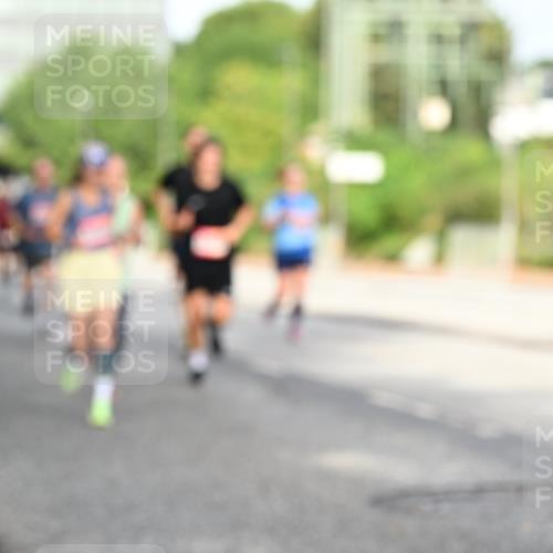 06.09.2026 - CURREX Alsterlauf Dr. Thomas Lammeyer http://msf.ph/oto/10129034 06.09.2026 09:50:11 Laufen  meine-sportfotos.de