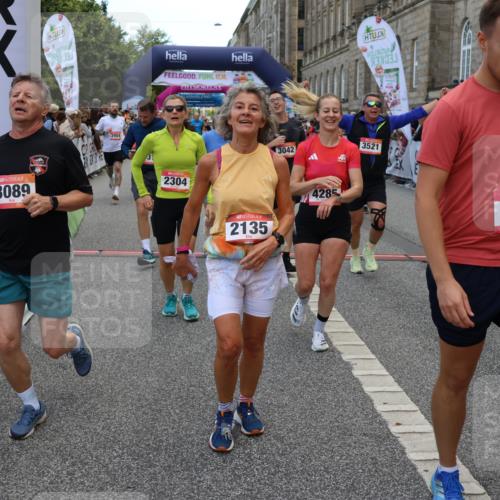 06.09.2026 - CURREX Alsterlauf Strokosch-Dieckow http://msf.ph/oto/10129050 06.09.2026 10:02:40 Ziel 2135, 2304, 2486, 2488, 2702, 2954, 3028, 3042, 3089, 3221, 3222, 3532, 3584, 3790, 3858, 3882, 4173, 4263, 4285, 4325, 4550, 4594, 4624, 5379, 5908, 6120, 6174, 6203, 6219, 6431, 8121, 8147, 8244, 8268, 8305, 8331 meine-sportfotos.de