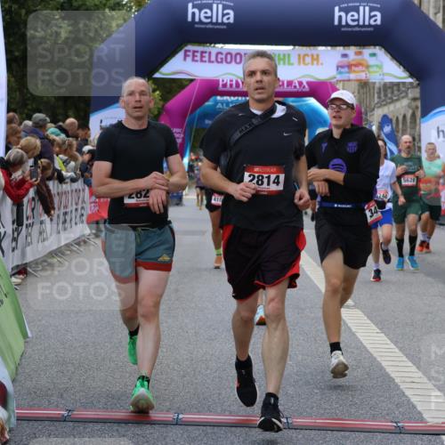 06.09.2026 - CURREX Alsterlauf Strokosch-Dieckow http://msf.ph/oto/10129087 06.09.2026 09:50:00 Ziel 2094, 2814, 2823, 3492, 4105, 4142, 4161, 4428, 4532, 4932, 4951, 4954, 5346, 5628, 5744, 5834, 6010, 6157, 6475 meine-sportfotos.de