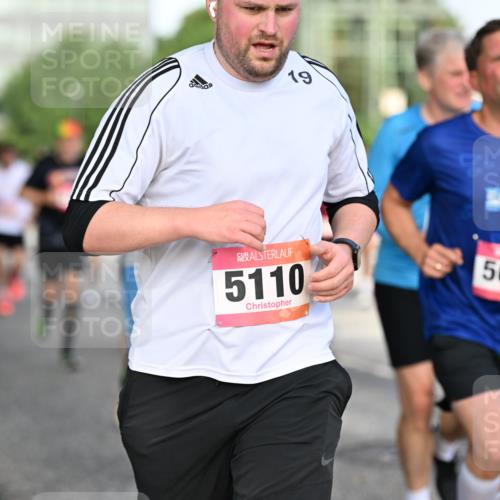 06.09.2026 - CURREX Alsterlauf Dr. Thomas Lammeyer http://msf.ph/oto/10129092 06.09.2026 09:50:18 Laufen 19, 5110, 5656 meine-sportfotos.de