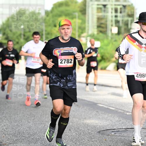 06.09.2026 - CURREX Alsterlauf Dr. Thomas Lammeyer http://msf.ph/oto/10129117 06.09.2026 09:50:21 Laufen 2782, 4980 meine-sportfotos.de