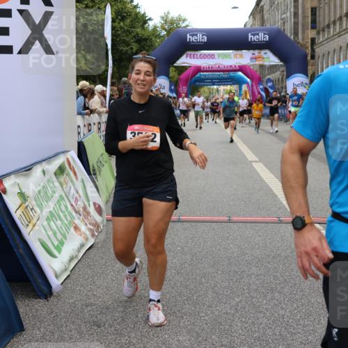 06.09.2026 - CURREX Alsterlauf Strokosch-Dieckow http://msf.ph/oto/10129130 06.09.2026 10:02:47 Ziel 2702, 2954, 3028, 3221, 3222, 4263, 5693, 5698, 6120, 6219, 6431, 8121, 8147, 8244, 8282, 8305 meine-sportfotos.de