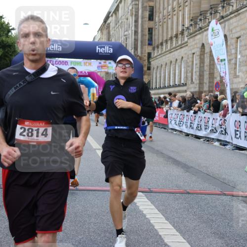06.09.2026 - CURREX Alsterlauf Strokosch-Dieckow http://msf.ph/oto/10129152 06.09.2026 09:50:02 Ziel 2020, 2094, 2814, 2823, 3492, 4105, 4142, 4428, 4532, 4951, 4954, 5628, 5744, 5834, 6010, 6157, 6475 meine-sportfotos.de