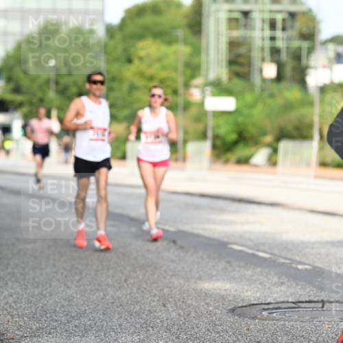 06.09.2026 - CURREX Alsterlauf Dr. Thomas Lammeyer http://msf.ph/oto/10129159 06.09.2026 09:50:25 Laufen 25 meine-sportfotos.de