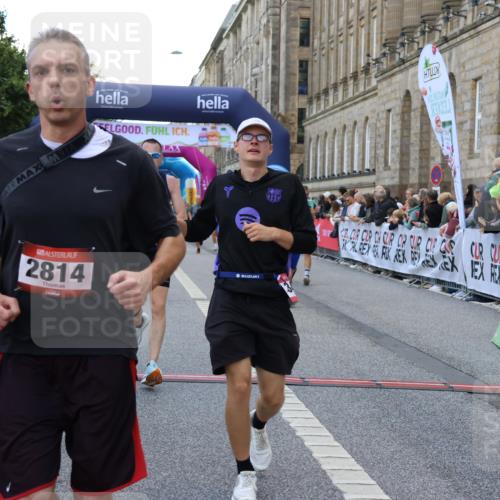 06.09.2026 - CURREX Alsterlauf Strokosch-Dieckow http://msf.ph/oto/10129162 06.09.2026 09:50:02 Ziel 2020, 2094, 2814, 2823, 3492, 4105, 4142, 4428, 4532, 4951, 4954, 5628, 5744, 5834, 6010, 6157, 6475 meine-sportfotos.de