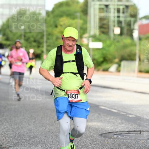 06.09.2026 - CURREX Alsterlauf Dr. Thomas Lammeyer http://msf.ph/oto/10129194 06.09.2026 09:50:28 Laufen 4937 meine-sportfotos.de