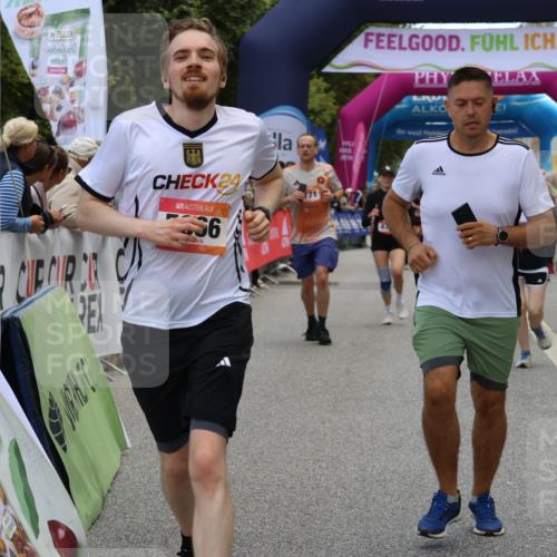 06.09.2026 - CURREX Alsterlauf Strokosch-Dieckow http://msf.ph/oto/10129197 06.09.2026 10:02:56 Ziel 2500, 2687, 3338, 3721, 3909, 4345, 4348, 4474, 4475, 4730, 5190, 5366, 5465, 5659, 5771, 5780, 5865, 5866, 6398, 8282 meine-sportfotos.de