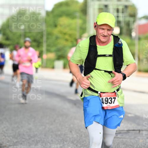 06.09.2026 - CURREX Alsterlauf Dr. Thomas Lammeyer http://msf.ph/oto/10129201 06.09.2026 09:50:29 Laufen 4937 meine-sportfotos.de