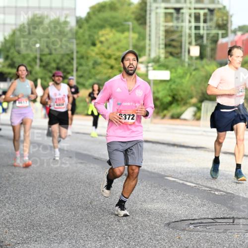 06.09.2026 - CURREX Alsterlauf Dr. Thomas Lammeyer http://msf.ph/oto/10129223 06.09.2026 09:50:31 Laufen 5590, 4800, 372, 5455 meine-sportfotos.de