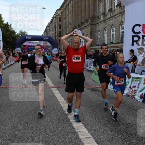 06.09.2026 - CURREX Alsterlauf Strokosch-Dieckow http://msf.ph/oto/10129247 06.09.2026 10:03:00 Ziel 2500, 2687, 3338, 3721, 3909, 4345, 4348, 4474, 4475, 4730, 4922, 5190, 5366, 5465, 5659, 5771, 5780, 5865, 5866, 5903, 6046, 6049, 6398, 8100 meine-sportfotos.de