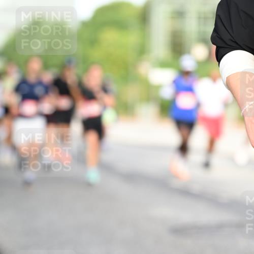 06.09.2026 - CURREX Alsterlauf Dr. Thomas Lammeyer http://msf.ph/oto/10129276 06.09.2026 09:50:36 Laufen  meine-sportfotos.de