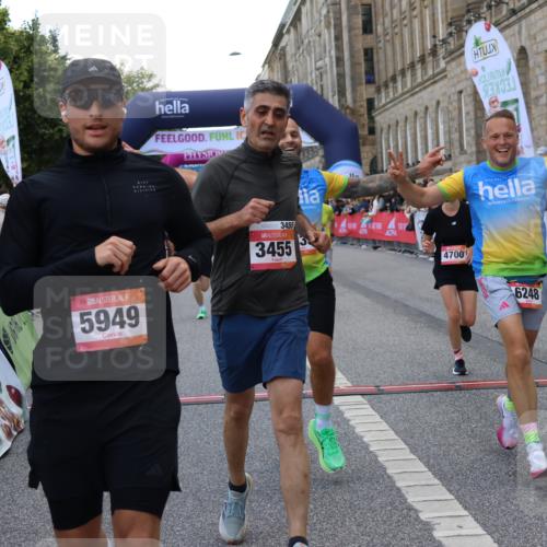 06.09.2026 - CURREX Alsterlauf Strokosch-Dieckow http://msf.ph/oto/10129323 06.09.2026 09:50:21 Ziel 2256, 2453, 2720, 2878, 3333, 3455, 3475, 3488, 4541, 4568, 4700, 4840, 5006, 5191, 5264, 5326, 5949, 5981, 6077, 6248, 6274, 8156, 8256, 8278 meine-sportfotos.de