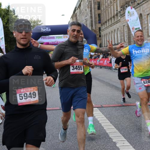 06.09.2026 - CURREX Alsterlauf Strokosch-Dieckow http://msf.ph/oto/10129332 06.09.2026 09:50:21 Ziel 2256, 2453, 2720, 2878, 3333, 3455, 3475, 3488, 4541, 4568, 4700, 4840, 5006, 5191, 5264, 5326, 5949, 5981, 6077, 6248, 6274, 8156, 8256, 8278 meine-sportfotos.de
