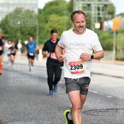 06.09.2026 - CURREX Alsterlauf Dr. Thomas Lammeyer http://msf.ph/oto/10129344 06.09.2026 09:50:44 Laufen 2309 meine-sportfotos.de