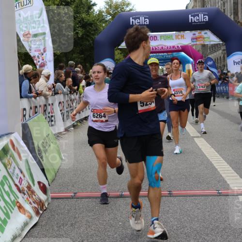 06.09.2026 - CURREX Alsterlauf Strokosch-Dieckow http://msf.ph/oto/10129377 06.09.2026 10:03:10 Ziel 2096, 2778, 3096, 3626, 3762, 3919, 3920, 4229, 4310, 4454, 4519, 4919, 4922, 4936, 5047, 5234, 5653, 5756, 5903, 5936, 6046, 6049, 6264, 6324, 6379, 8043, 8100, 8288 meine-sportfotos.de