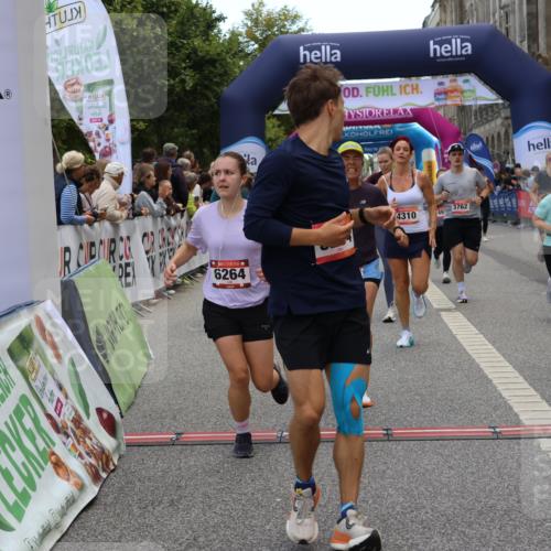06.09.2026 - CURREX Alsterlauf Strokosch-Dieckow http://msf.ph/oto/10129387 06.09.2026 10:03:10 Ziel 2096, 2778, 3096, 3626, 3762, 3919, 3920, 4229, 4310, 4454, 4519, 4919, 4922, 4936, 5047, 5234, 5653, 5756, 5903, 5936, 6046, 6049, 6264, 6324, 6379, 8043, 8100, 8288 meine-sportfotos.de