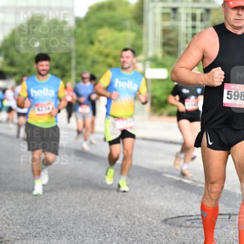 06.09.2026 - CURREX Alsterlauf Dr. Thomas Lammeyer http://msf.ph/oto/10129409 06.09.2026 09:50:50 Laufen 5987 meine-sportfotos.de