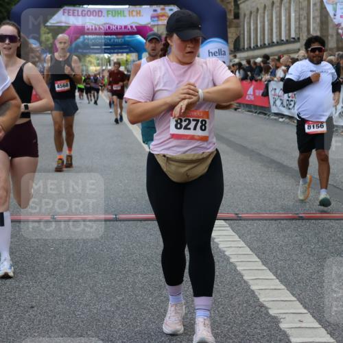 06.09.2026 - CURREX Alsterlauf Strokosch-Dieckow http://msf.ph/oto/10129429 06.09.2026 09:50:25 Ziel 2411, 2453, 2720, 2878, 3044, 3333, 3455, 3475, 3488, 4541, 4568, 4700, 4755, 4840, 5006, 5264, 5326, 5631, 5946, 5949, 6248, 6427, 8156, 8256, 8278 meine-sportfotos.de