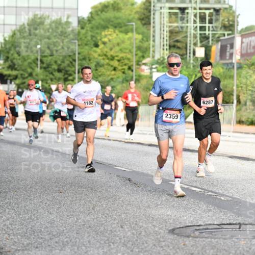 06.09.2026 - CURREX Alsterlauf Dr. Thomas Lammeyer http://msf.ph/oto/10129437 06.09.2026 09:50:53 Laufen 4182, 5884, 2359, 6287 meine-sportfotos.de