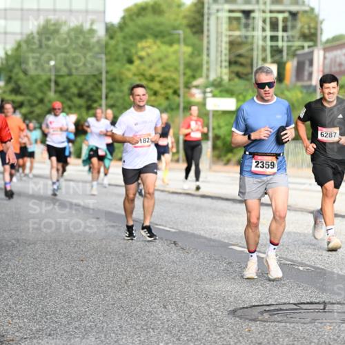 06.09.2026 - CURREX Alsterlauf Dr. Thomas Lammeyer http://msf.ph/oto/10129443 06.09.2026 09:50:54 Laufen 5884, 182, 2359, 6287 meine-sportfotos.de