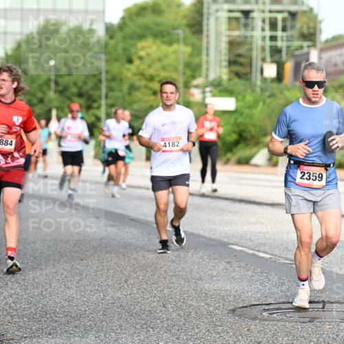 06.09.2026 - CURREX Alsterlauf Dr. Thomas Lammeyer http://msf.ph/oto/10129445 06.09.2026 09:50:55 Laufen 4182, 5884, 2359, 6287 meine-sportfotos.de