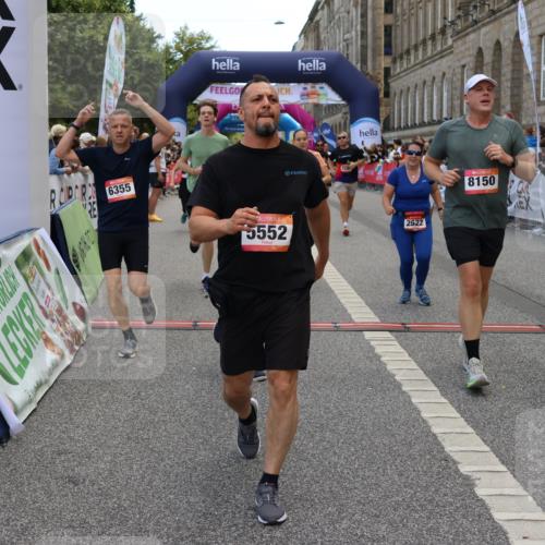 06.09.2026 - CURREX Alsterlauf Strokosch-Dieckow http://msf.ph/oto/10129456 06.09.2026 10:03:23 Ziel 2280, 2323, 2334, 2522, 2740, 2741, 3131, 3625, 3874, 5025, 5054, 5330, 5552, 5651, 6050, 6345, 6355, 6377, 8150 meine-sportfotos.de