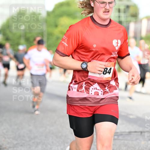 06.09.2026 - CURREX Alsterlauf Dr. Thomas Lammeyer http://msf.ph/oto/10129468 06.09.2026 09:50:58 Laufen 7, 84 meine-sportfotos.de