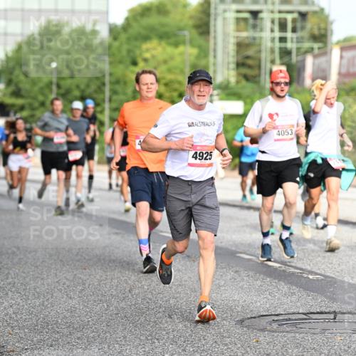 06.09.2026 - CURREX Alsterlauf Dr. Thomas Lammeyer http://msf.ph/oto/10129475 06.09.2026 09:50:59 Laufen 4053, 4108, 4925 meine-sportfotos.de