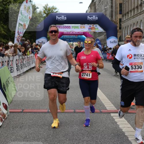06.09.2026 - CURREX Alsterlauf Strokosch-Dieckow http://msf.ph/oto/10129513 06.09.2026 10:03:29 Ziel 2280, 2323, 2334, 2447, 2522, 2740, 2741, 2820, 3227, 3252, 3367, 3625, 3874, 4777, 5330, 5360, 5408, 5461, 5651, 6290, 6345, 6355, 8022, 8150, 8279 meine-sportfotos.de