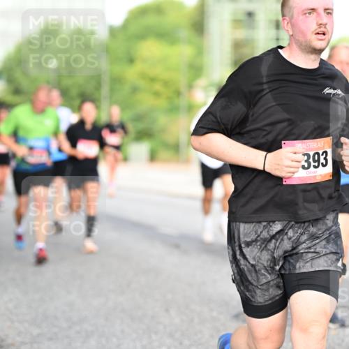 06.09.2026 - CURREX Alsterlauf Dr. Thomas Lammeyer http://msf.ph/oto/10129541 06.09.2026 09:51:06 Laufen 393 meine-sportfotos.de