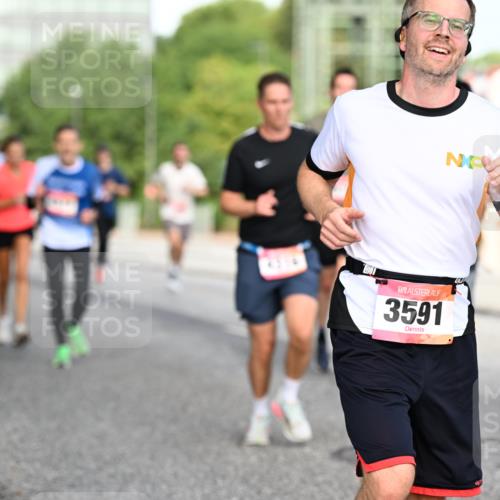06.09.2026 - CURREX Alsterlauf Dr. Thomas Lammeyer http://msf.ph/oto/10129608 06.09.2026 09:51:14 Laufen 3591 meine-sportfotos.de