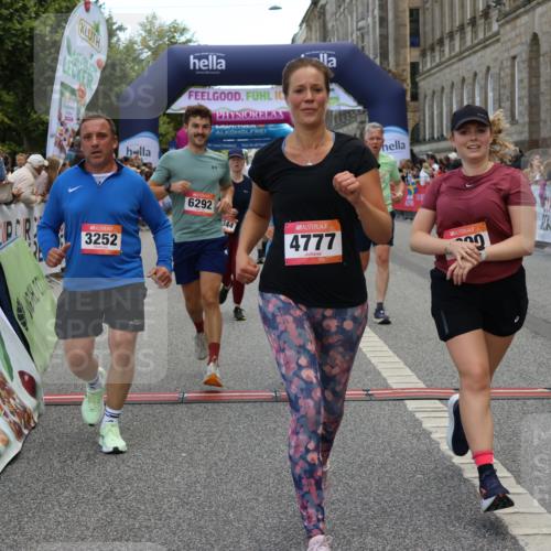 06.09.2026 - CURREX Alsterlauf Strokosch-Dieckow http://msf.ph/oto/10129619 06.09.2026 10:03:35 Ziel 2447, 2448, 2501, 2629, 2630, 2740, 2741, 2820, 2869, 3227, 3252, 3367, 3756, 4777, 5087, 5360, 5408, 5461, 6290, 6292, 6344, 8022, 8263, 8279, 8315, 8323 meine-sportfotos.de