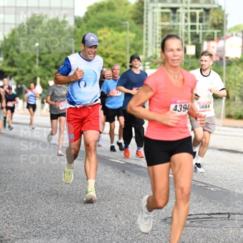 06.09.2026 - CURREX Alsterlauf Dr. Thomas Lammeyer http://msf.ph/oto/10129638 06.09.2026 09:51:18 Laufen 4661, 6140, 4394, 5684 meine-sportfotos.de