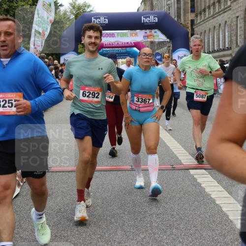06.09.2026 - CURREX Alsterlauf Strokosch-Dieckow http://msf.ph/oto/10129640 06.09.2026 10:03:36 Ziel 2447, 2448, 2501, 2629, 2630, 2820, 2869, 3227, 3252, 3367, 3756, 4777, 5087, 5360, 5408, 5461, 5737, 6290, 6292, 6344, 8022, 8263, 8279, 8315, 8323 meine-sportfotos.de