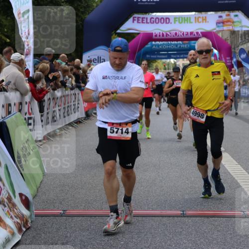 06.09.2026 - CURREX Alsterlauf Strokosch-Dieckow http://msf.ph/oto/10129641 06.09.2026 09:50:47 Ziel 3073, 3292, 3423, 4022, 4371, 4548, 4556, 4834, 4997, 4998, 5178, 5282, 5714, 8160, 8277 meine-sportfotos.de
