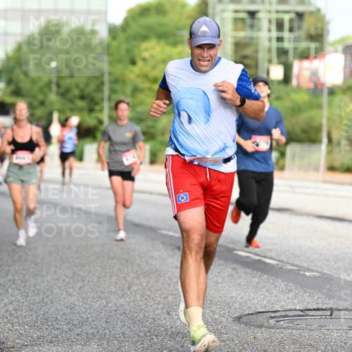 06.09.2026 - CURREX Alsterlauf Dr. Thomas Lammeyer http://msf.ph/oto/10129650 06.09.2026 09:51:19 Laufen 5684 meine-sportfotos.de