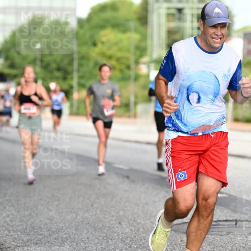 06.09.2026 - CURREX Alsterlauf Dr. Thomas Lammeyer http://msf.ph/oto/10129654 06.09.2026 09:51:19 Laufen  meine-sportfotos.de