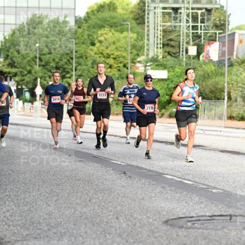 06.09.2026 - CURREX Alsterlauf Dr. Thomas Lammeyer http://msf.ph/oto/10129698 06.09.2026 09:51:24 Laufen 3629, 5657, 3410, 60, 2, 3233, 2179 meine-sportfotos.de