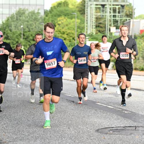 06.09.2026 - CURREX Alsterlauf Dr. Thomas Lammeyer http://msf.ph/oto/10129722 06.09.2026 09:51:27 Laufen 2397, 3629, 2348, 5657, 3410, 44, 4974, 3233, 6194 meine-sportfotos.de