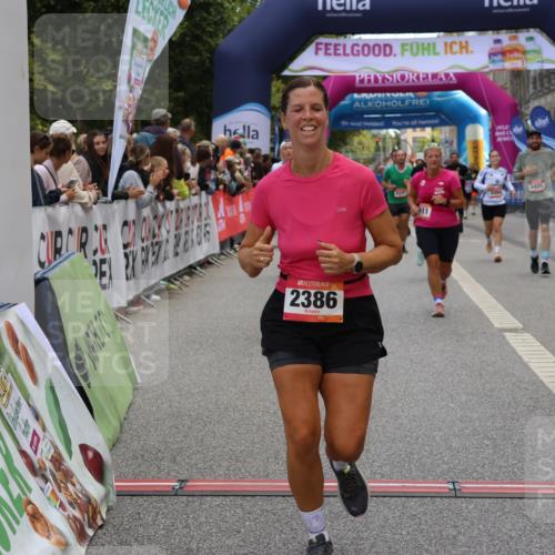 06.09.2026 - CURREX Alsterlauf Strokosch-Dieckow http://msf.ph/oto/10129749 06.09.2026 10:03:46 Ziel 2386, 2429, 2448, 2629, 2630, 3059, 3094, 3405, 4132, 4591, 4606, 5737, 5911, 8203, 8219, 8263, 8315, 8323 meine-sportfotos.de