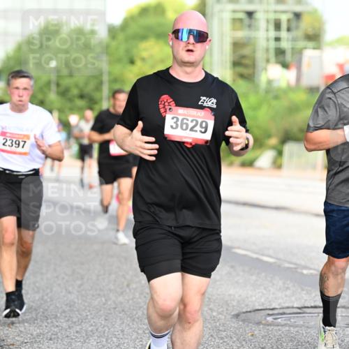 06.09.2026 - CURREX Alsterlauf Dr. Thomas Lammeyer http://msf.ph/oto/10129751 06.09.2026 09:51:30 Laufen 2397, 3629, 2162 meine-sportfotos.de