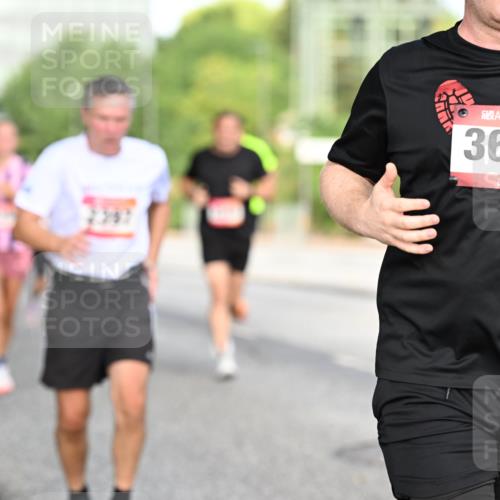 06.09.2026 - CURREX Alsterlauf Dr. Thomas Lammeyer http://msf.ph/oto/10129758 06.09.2026 09:51:31 Laufen 3629 meine-sportfotos.de