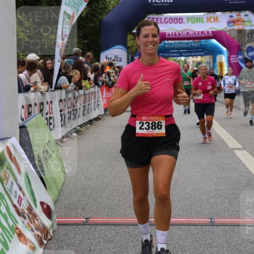 06.09.2026 - CURREX Alsterlauf Strokosch-Dieckow http://msf.ph/oto/10129765 06.09.2026 10:03:46 Ziel 2386, 2429, 2448, 2629, 2630, 3059, 3094, 3405, 4132, 4591, 4606, 5737, 5911, 8203, 8219, 8263, 8315, 8323 meine-sportfotos.de