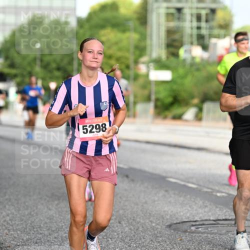 06.09.2026 - CURREX Alsterlauf Dr. Thomas Lammeyer http://msf.ph/oto/10129778 06.09.2026 09:51:33 Laufen 200, 5298, 2348 meine-sportfotos.de