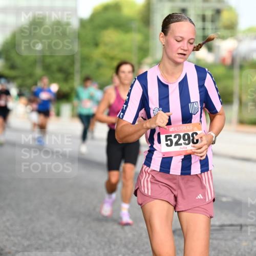 06.09.2026 - CURREX Alsterlauf Dr. Thomas Lammeyer http://msf.ph/oto/10129785 06.09.2026 09:51:34 Laufen 5298 meine-sportfotos.de