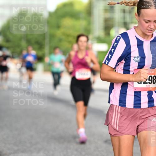 06.09.2026 - CURREX Alsterlauf Dr. Thomas Lammeyer http://msf.ph/oto/10129788 06.09.2026 09:51:34 Laufen 298 meine-sportfotos.de