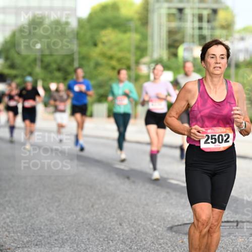 06.09.2026 - CURREX Alsterlauf Dr. Thomas Lammeyer http://msf.ph/oto/10129799 06.09.2026 09:51:35 Laufen 2502 meine-sportfotos.de