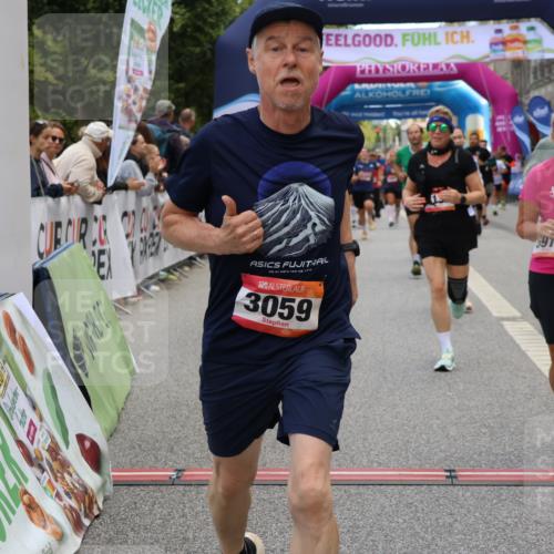 06.09.2026 - CURREX Alsterlauf Strokosch-Dieckow http://msf.ph/oto/10129877 06.09.2026 10:03:49 Ziel 2386, 2429, 3059, 3094, 3405, 3766, 4132, 4591, 4606, 5911, 6247, 8203, 8219 meine-sportfotos.de