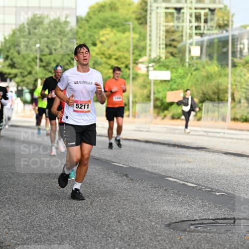 06.09.2026 - CURREX Alsterlauf Dr. Thomas Lammeyer http://msf.ph/oto/10129943 06.09.2026 09:51:56 Laufen 6011, 05, 5211, 2454 meine-sportfotos.de