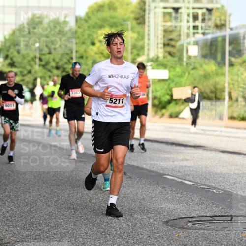 06.09.2026 - CURREX Alsterlauf Dr. Thomas Lammeyer http://msf.ph/oto/10129951 06.09.2026 09:51:56 Laufen 6011, 3363, 5211 meine-sportfotos.de